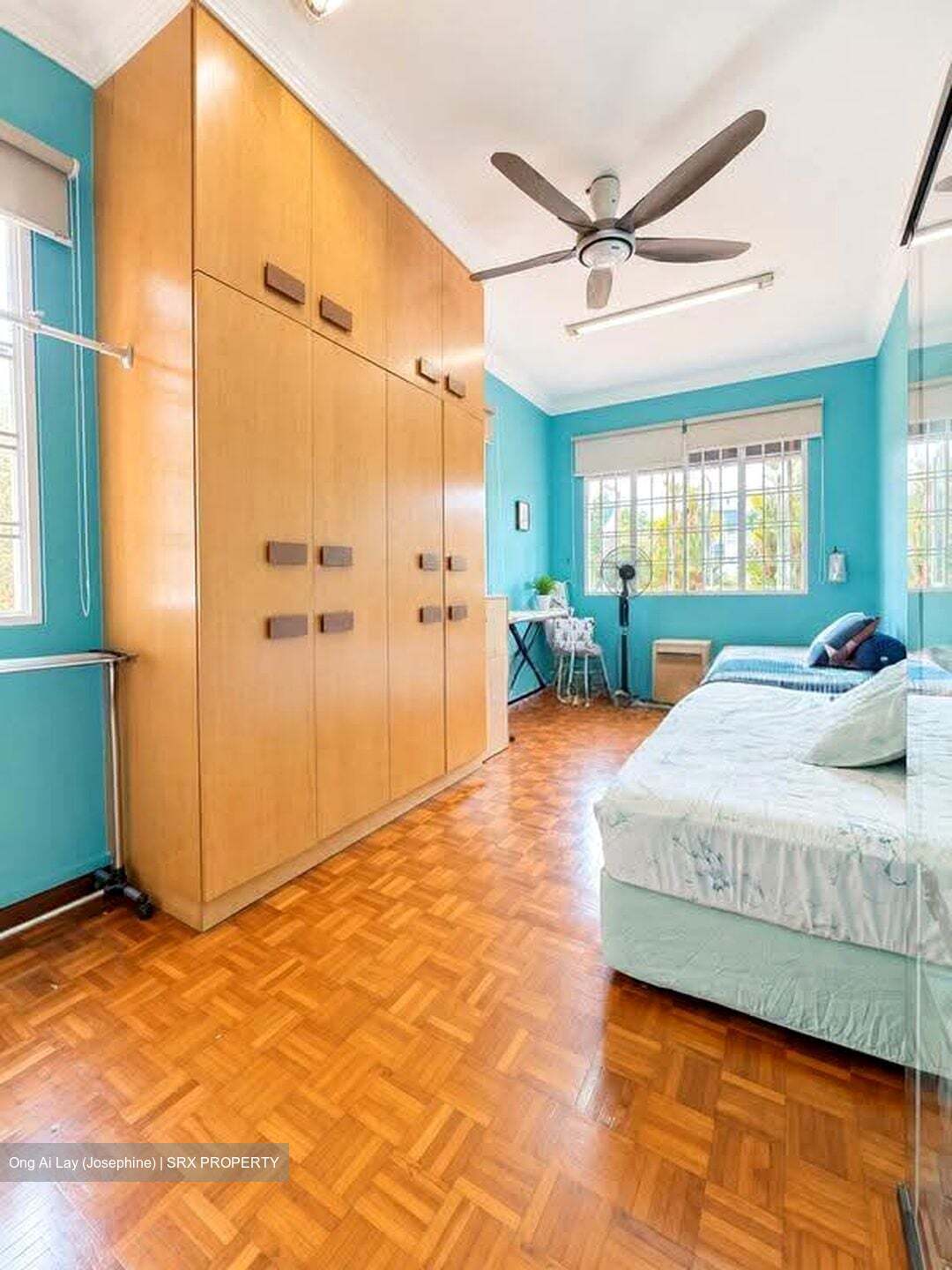 Sennett Estate (D13), Terrace #613794251